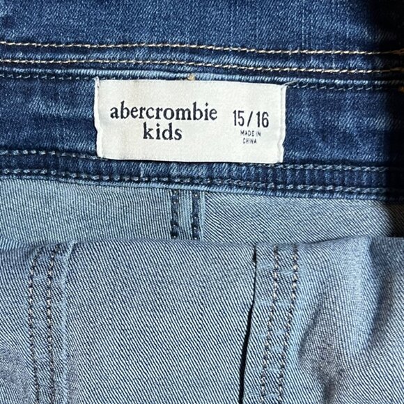 Abercrombie Kids Girls 15/16 Blue Denim Distressed Overalls Long Leg Jeans - Picture 6 of 10